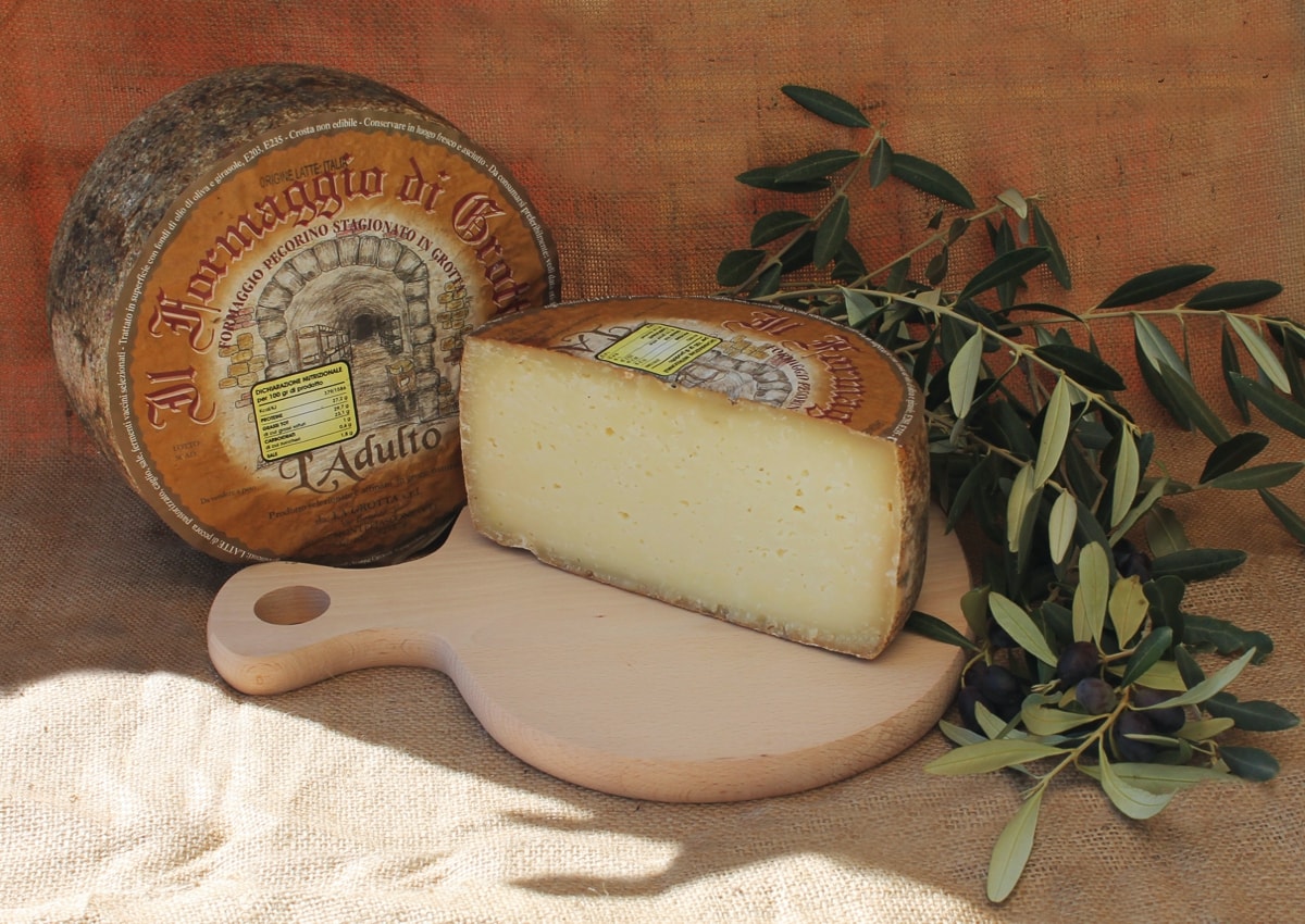 formaggio-pecorino-stagionato formaggio pecorino stagionato